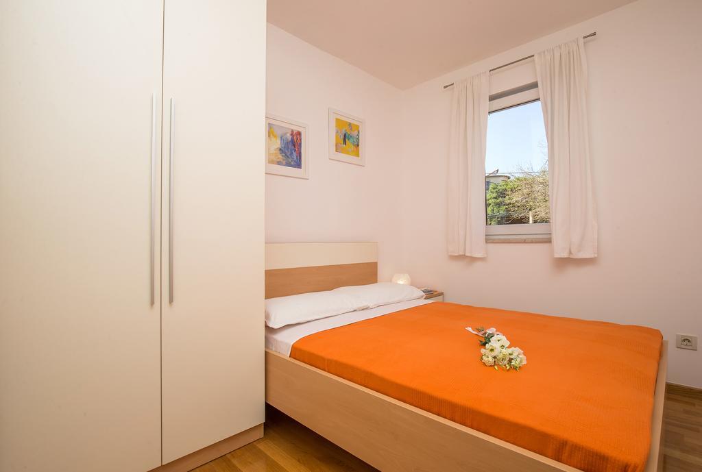 Comfortable Apartment Laura Lapad With Garage Ragusa Esterno foto