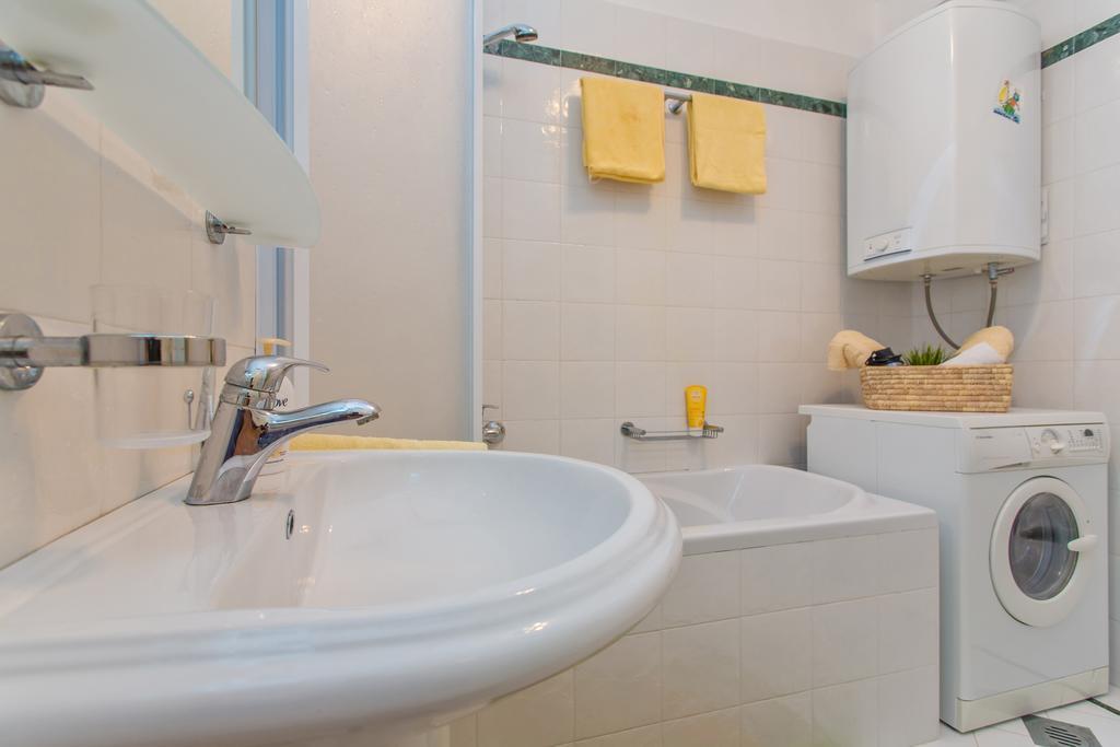 Comfortable Apartment Laura Lapad With Garage Ragusa Esterno foto